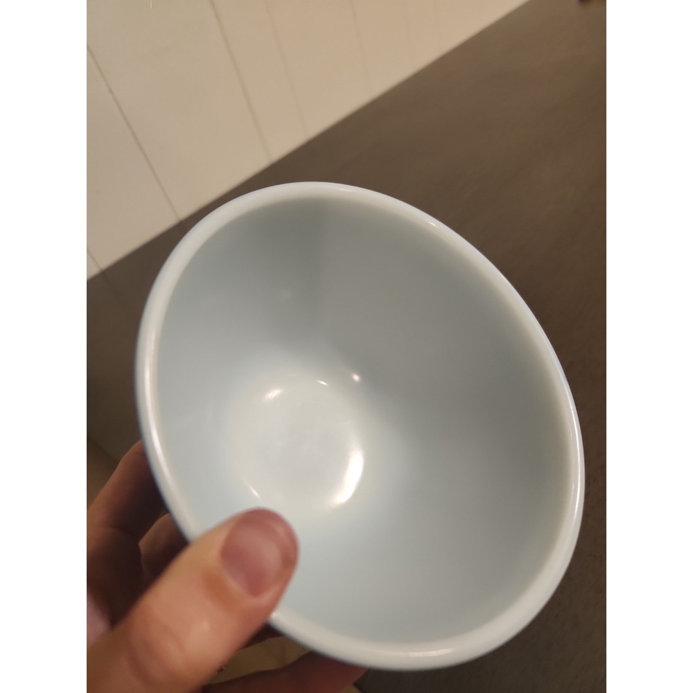 Vintage Pyrex #401 1.5 Quart Solid Blue Small Mixing Bowl Mid Century Kitchen - Picture 9 of 13
